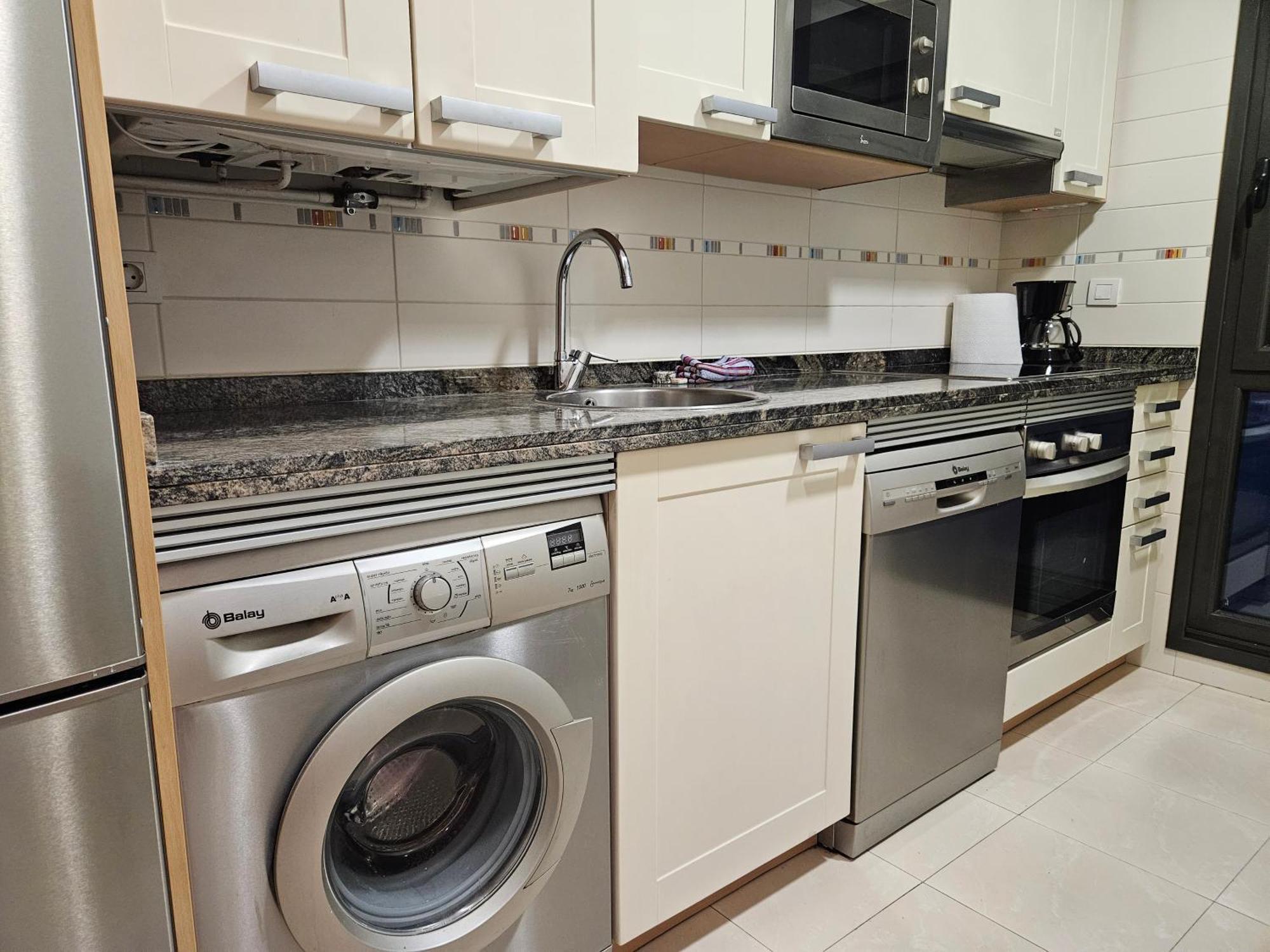 604A - Apartamento Moderno 2 Habitaciones Oviedo Ngoại thất bức ảnh